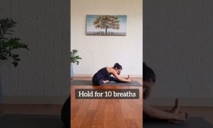 3 Yoga Asanas You Should Do DAILY | Yogbela