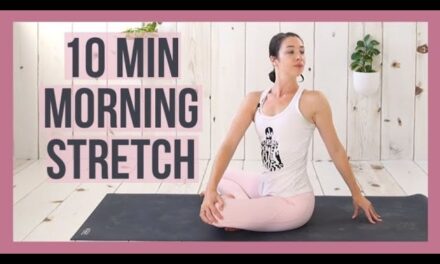 10 Min Morning Yoga Stretch For Beginners – Energy Boost Yoga
