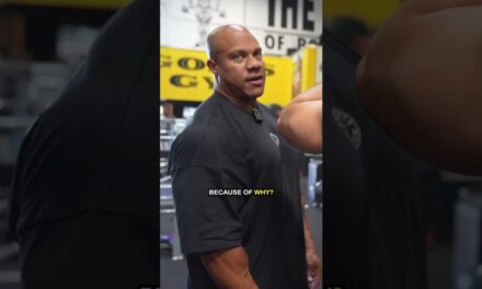 HUGE Shoulders With Phil Heath!
