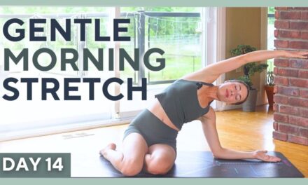 DAY 14 💚 10 Min Morning Yoga & Pilates – GENTLE STRETCH – Yogalates Challenge