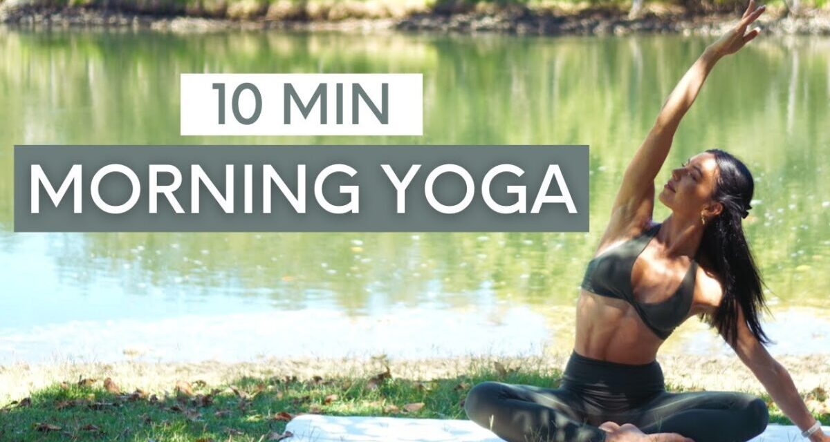 10 MIN MORNING YOGA FLOW || Stretch Routine To Wake Up & Feel Good