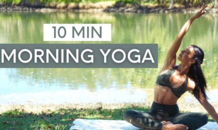 10 MIN MORNING YOGA FLOW || Stretch Routine To Wake Up & Feel Good