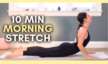 10 Min Gentle Morning Yoga For Beginners (NO PROPS)