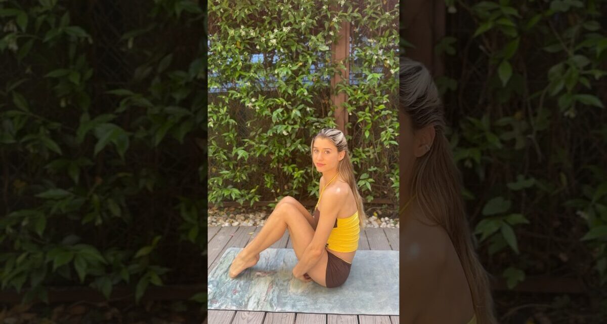 🤎💛 • #love #viral #stretching #workout #fitness #yoga #fyp #trending #explore