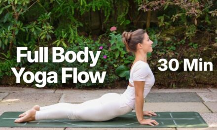 30 Min Yoga Flow | Full Body Yoga For Strength & Flexibility